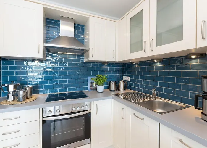 Ostseeperle Meerblau * Kellenhusen